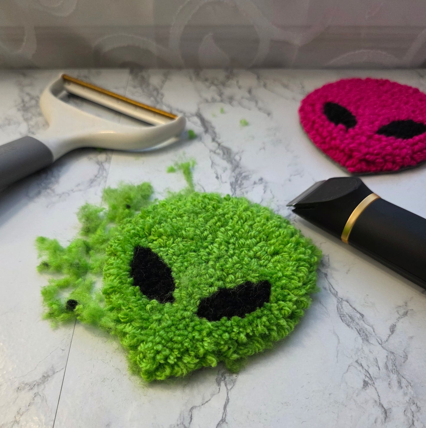 Mug Rug, Alien Face