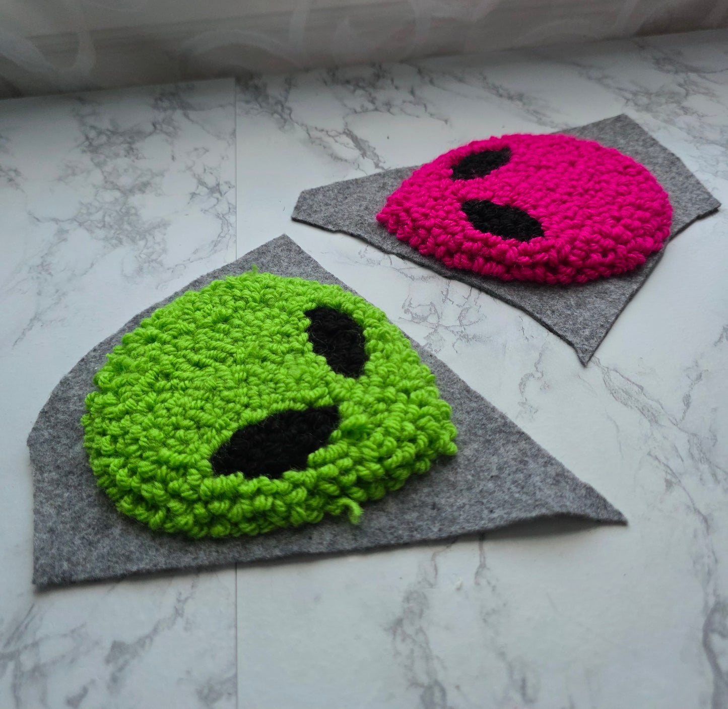 Mug Rug, Alien Face
