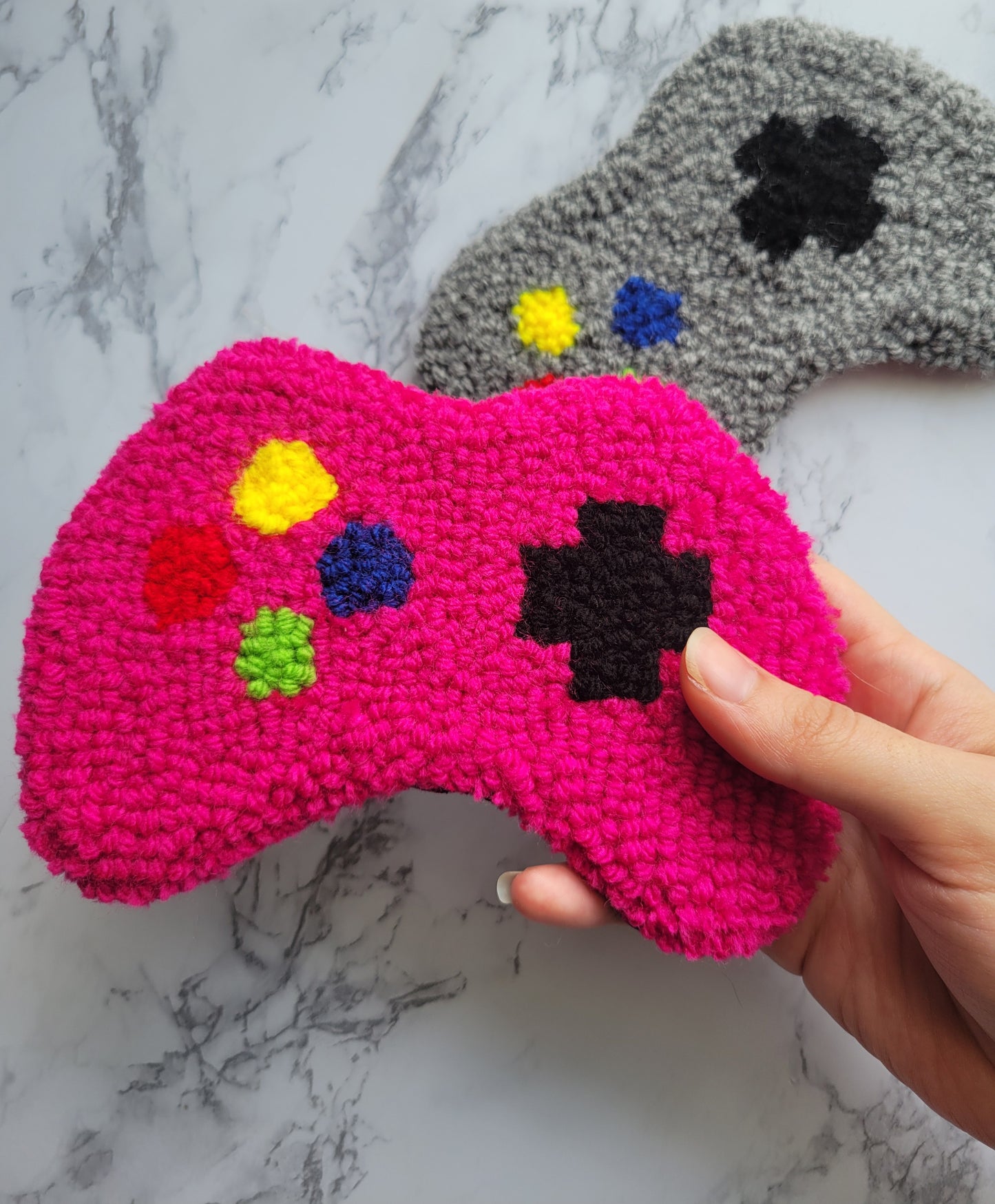 Mug Rug, Game Controller